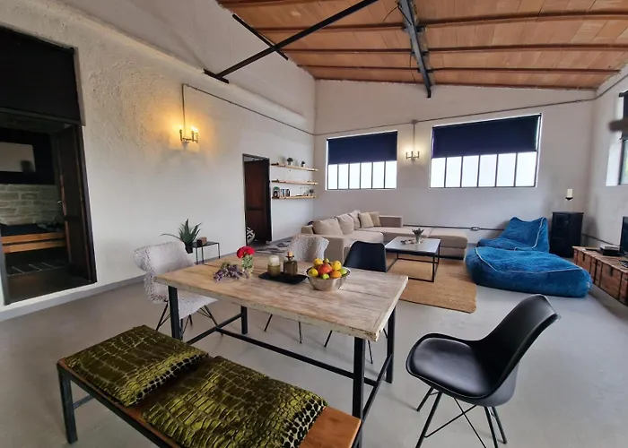 The Black House - Modern With Garden,1500m From * Umag